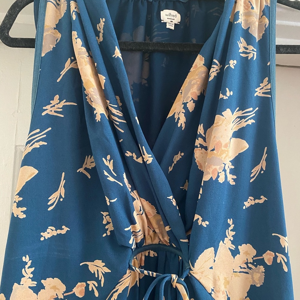 Aritzia | Wilfred Sabine Floral Dress - Picture 2 of 4